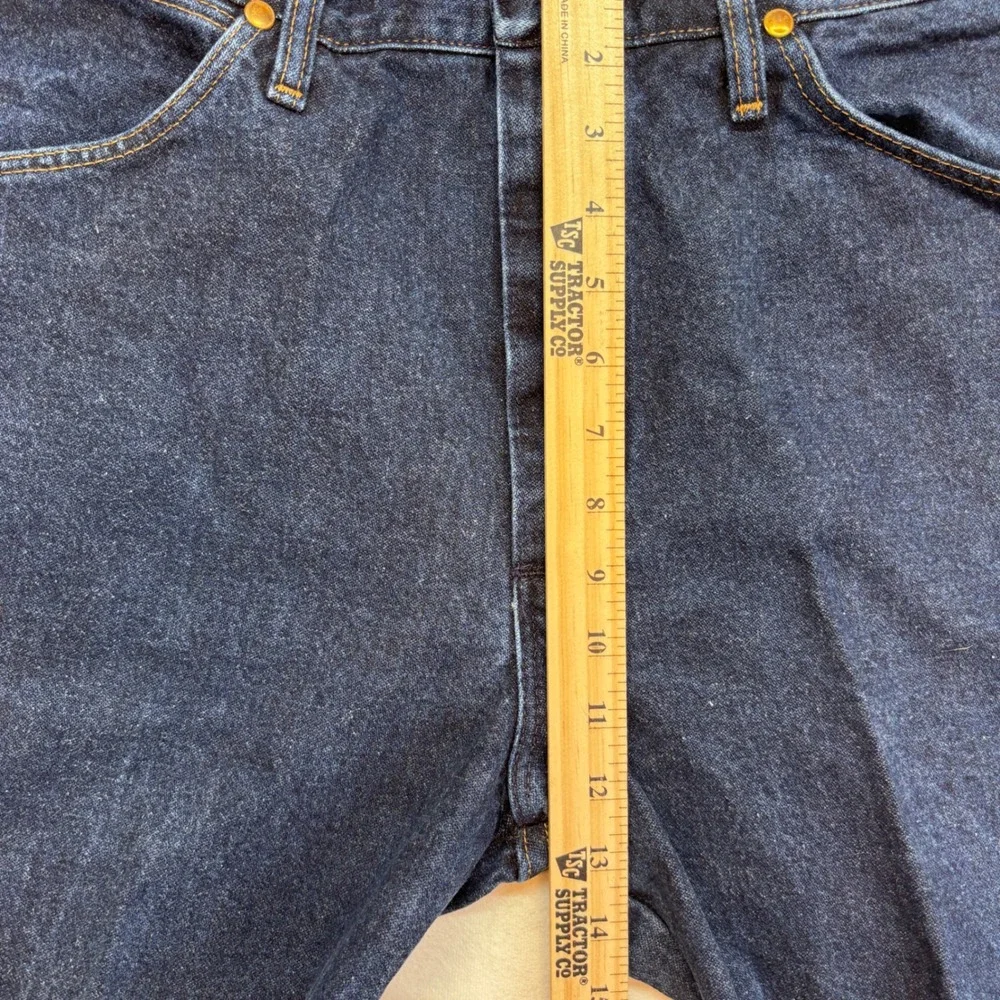 Wrangler‎ Men's Dark Wash Boot cut Leg Denim Jeans Size 33x36 lot of 2